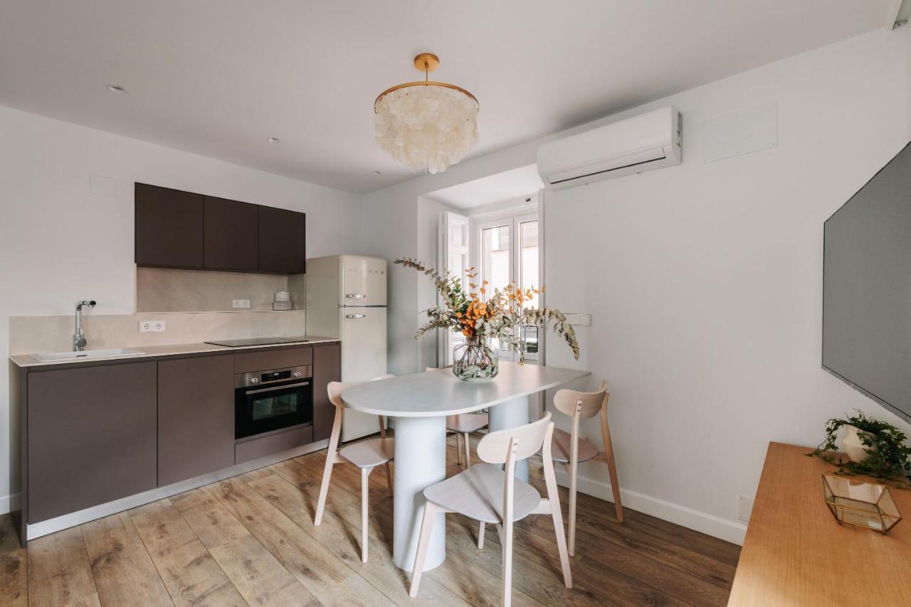 Beautiful Apartment In The Heart Of Madrid — Photos 3